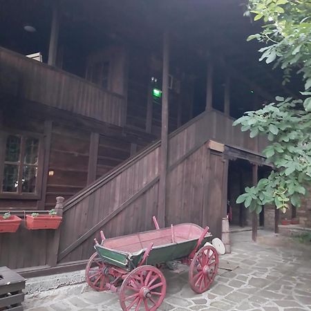 Guest Houses "Zlatna Oresha - Complex" Scherawna Exterior foto